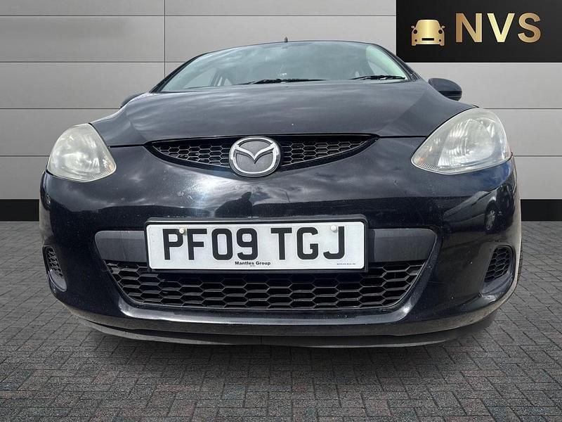 Used Mazda 2 68 HP (50 kW) 2009 Black Hatchback