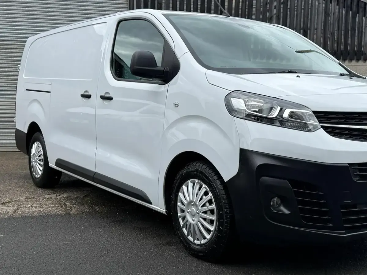 Used Vauxhall Vivaro S 2023 White MPV