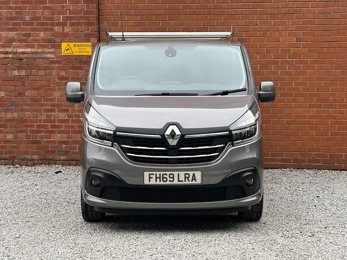 Used Renault Trafic 2019 Grey MPV