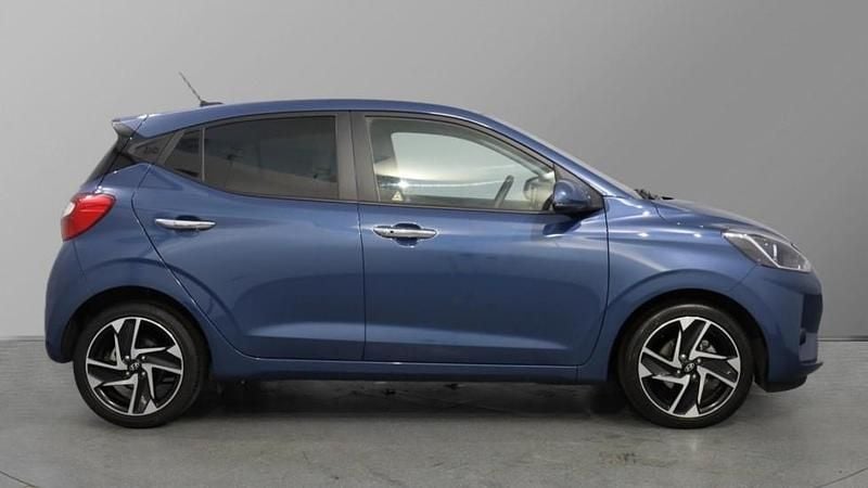 Used Hyundai i10 Premium 79 HP (58 kW) 2025 Vibrant blue Hatchback