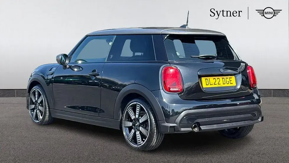 Used Mini Cooper Exclusive 134 HP (98 kW) 2022 Black Hatchback
