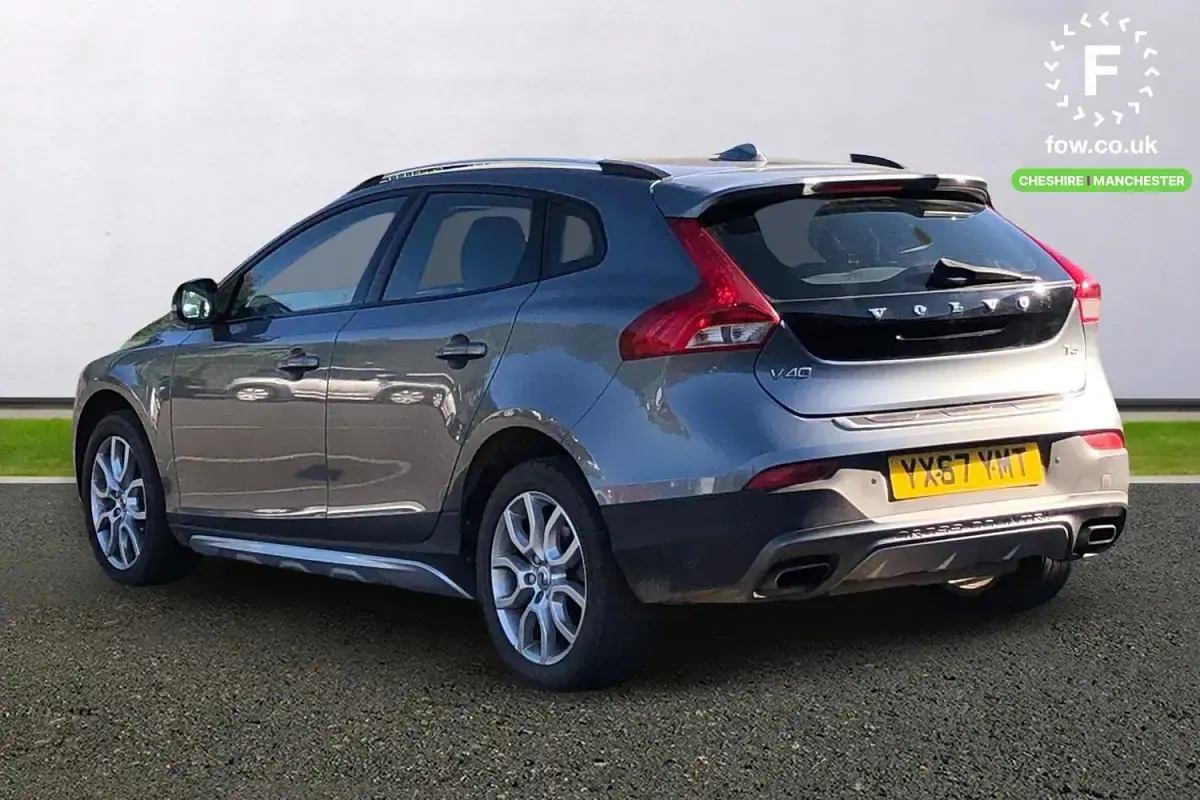 Used Volvo V40 Pro 152 HP (111 kW) 2017 Grey Hatchback