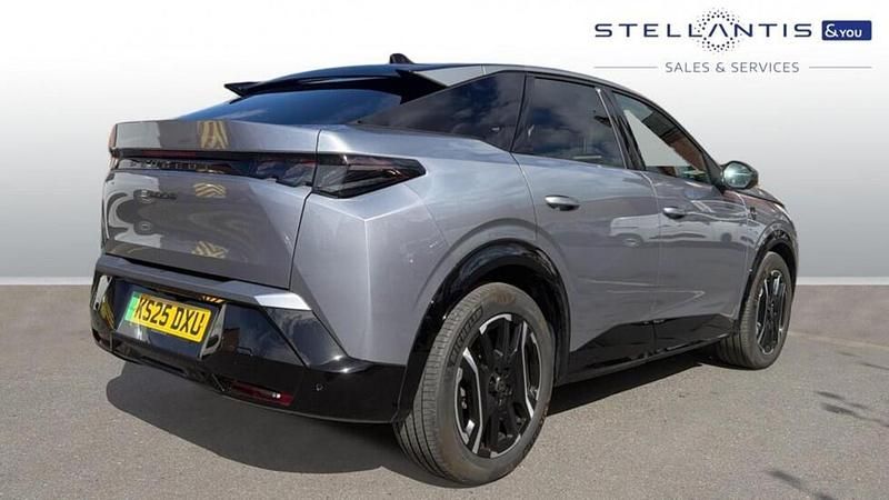 Used Peugeot e-3008 GT 152 kW (207 HP) 2025 Grey SUV