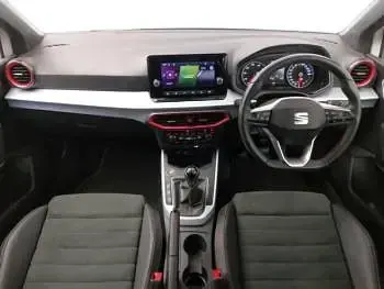 Used Seat Arona FR 110 HP (80 kW) 2023 White SUV