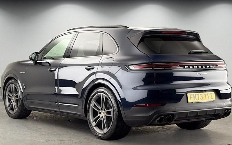Used Porsche Cayenne 470 HP (345 kW) 2024 SUV