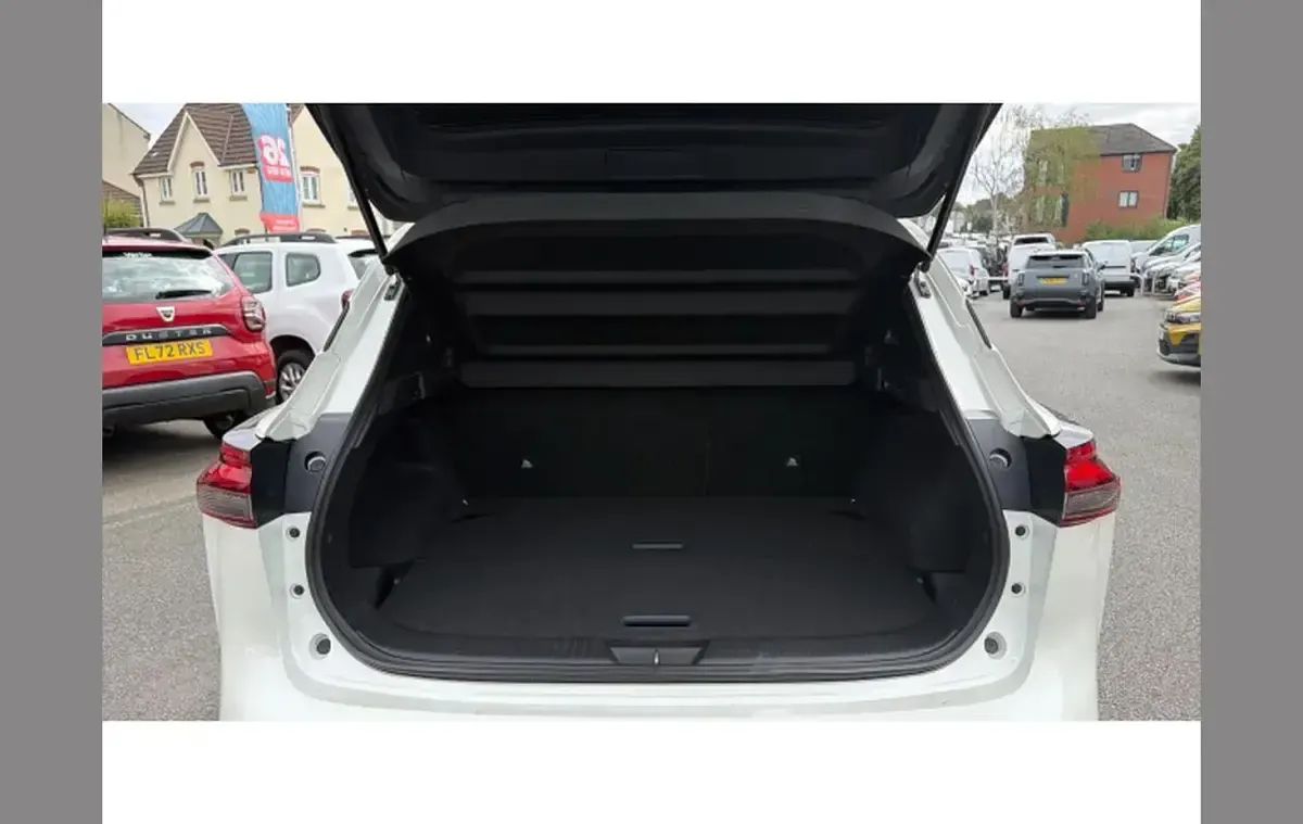 Used Nissan Qashqai 158 HP (116 kW) 2021 White SUV