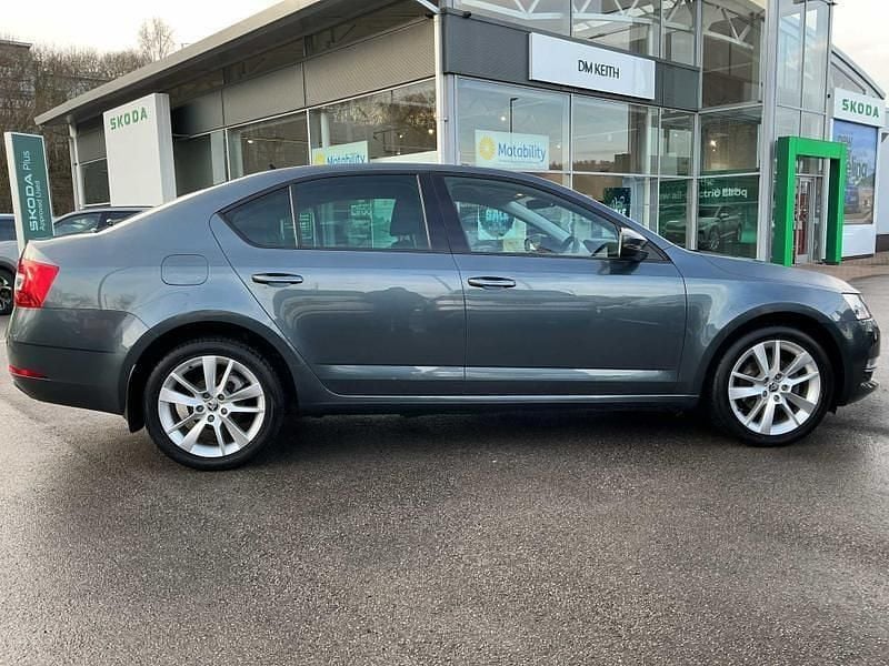 Used Skoda Octavia SE L 150 HP (110 kW) 2017 Grey Hatchback