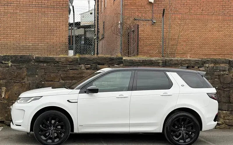Used Land Rover Discovery 5 SE Dynamic 179 HP (131 kW) 2020 SUV