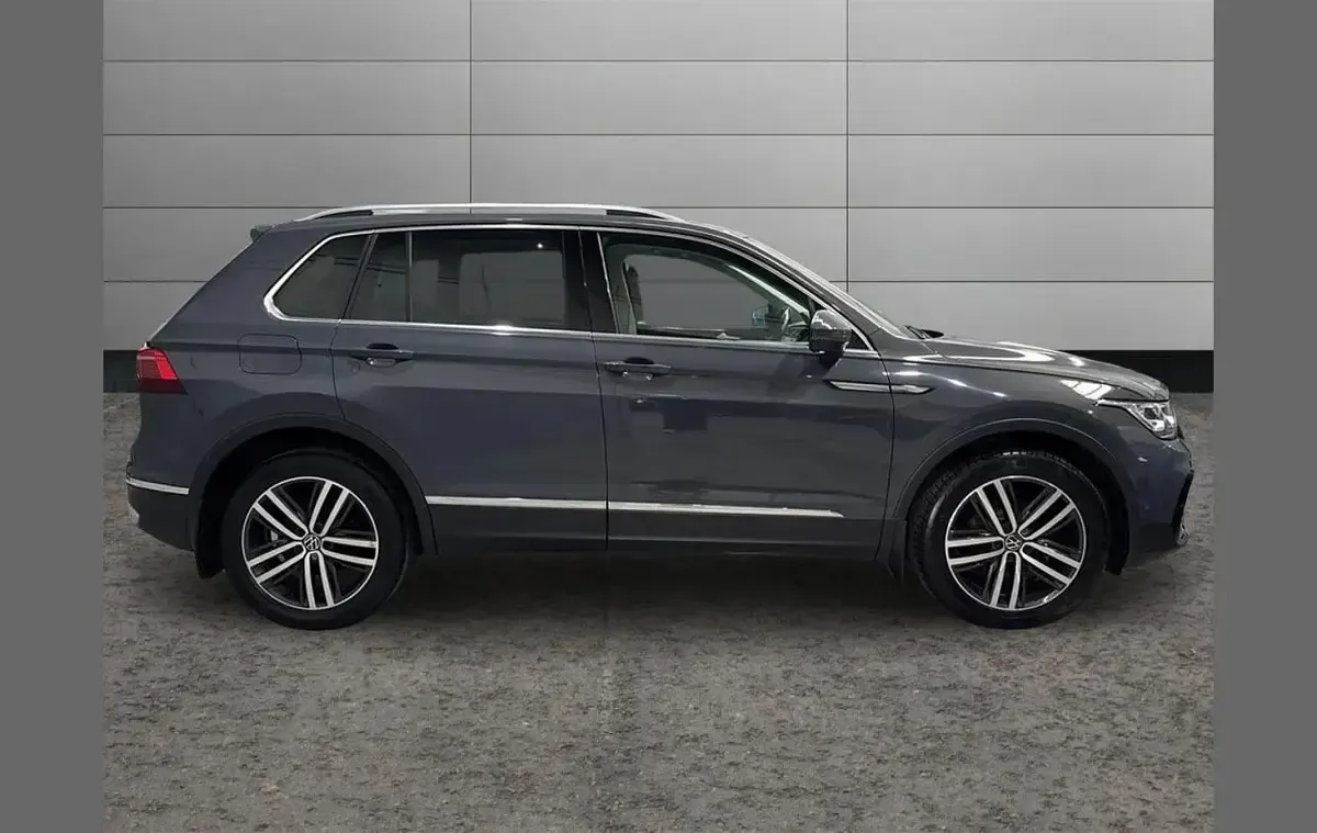 Used VW Tiguan Elegance 150 HP (110 kW) 2021 Grey SUV
