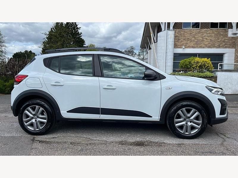Used Dacia Sandero Expression 2023 White Hatchback