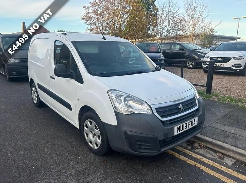 White Used 2018 Peugeot Partner Van | £4,495 (Expensive) - Image 1/4