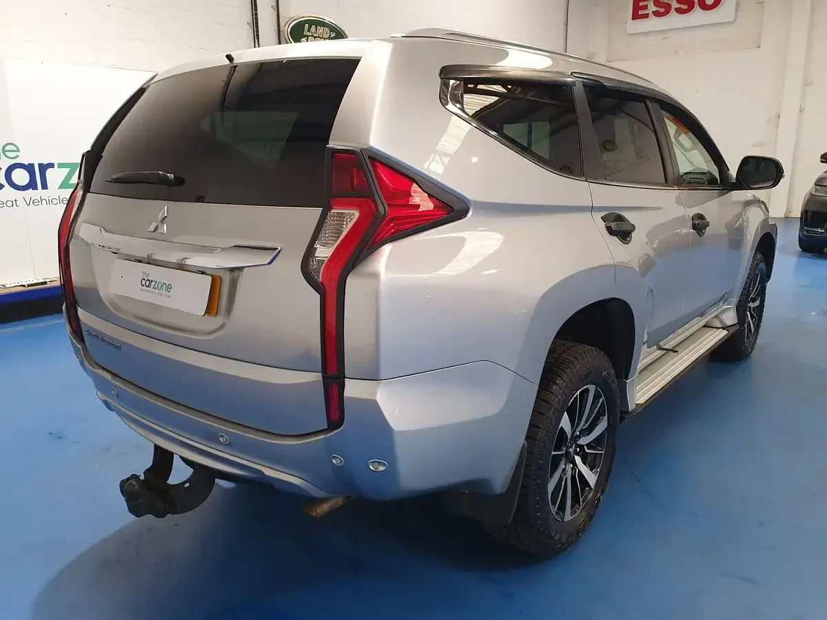 Used Mitsubishi Shogun 2021 Silver SUV