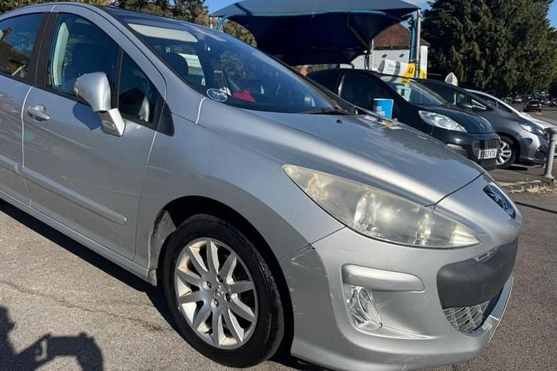 Silver Used 2009 Peugeot 308 Hatchback | £1,795 (Super price) - Image 1/1