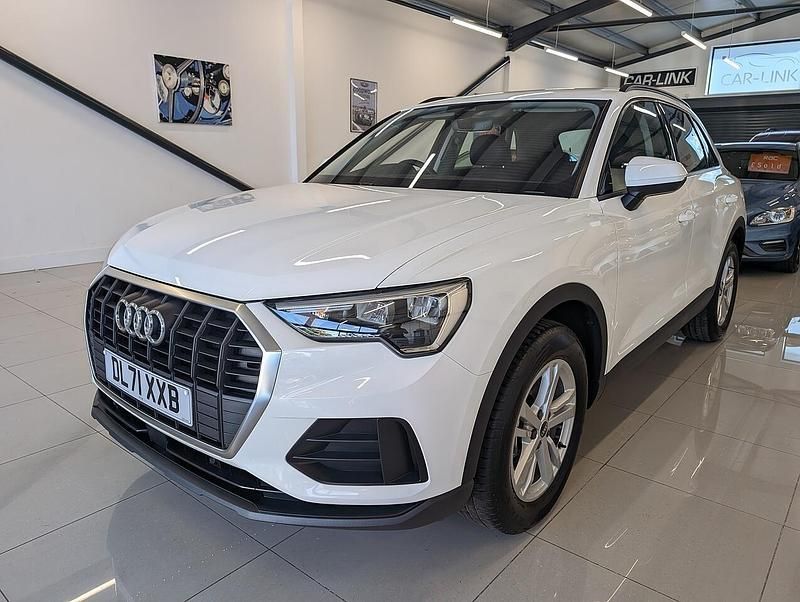White Used 2021 Audi Q3 SUV | £18,250 (Super price) - Image 1/4