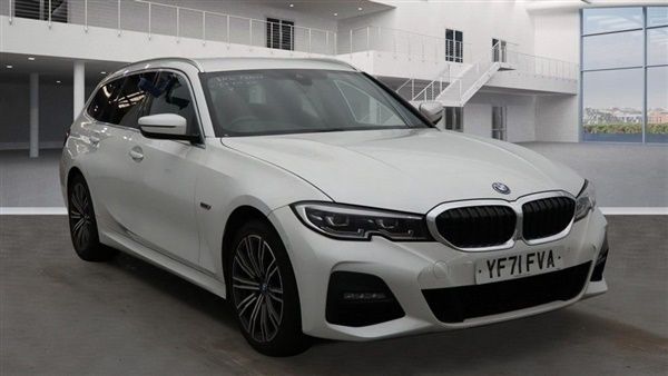 White Used 2021 BMW 330 M Sport Estate | £24,359 (A bit pricey) - Image 1/1