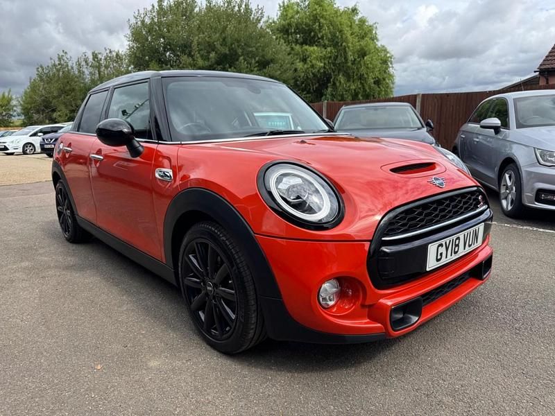 Orange Used 2018 Mini Cooper S Hatch Hatchback | £13,969 (Fair price) - Image 1/4