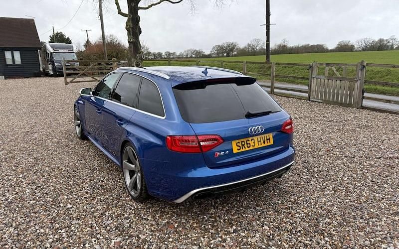 Used Audi RS4 450 HP (330 kW) 2015 Estate