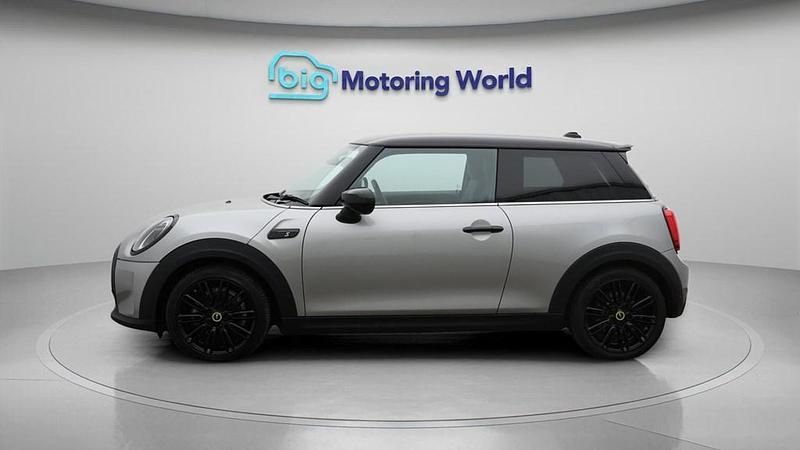 Used Mini Cooper SE Hatch 135 kW (184 HP) 2023 Hatchback