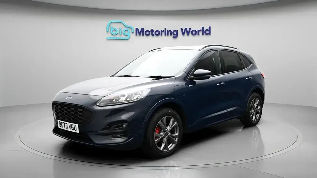 Begagnad Ford Kuga ST-Line 225 HK (165 kW) 2024 Blå SUV