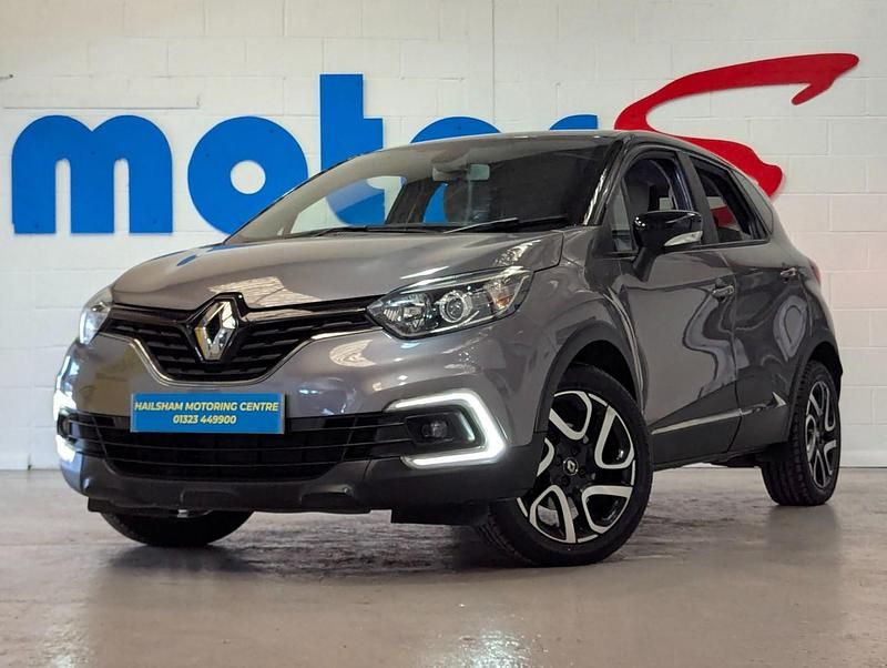 Used Renault Captur Iconic 2018 Mercury grey black SUV