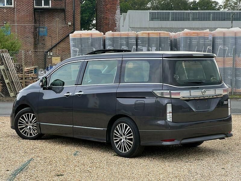 Used Nissan Elgrand 2014 Gunmetal grey MPV