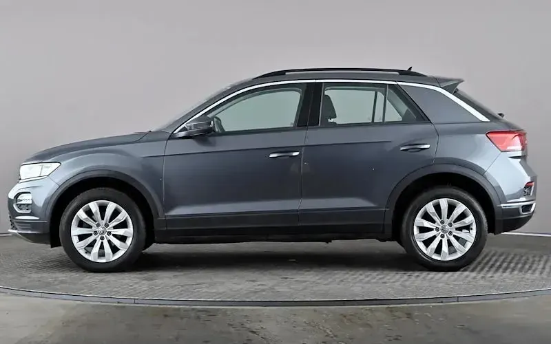 Begagnad VW T-Roc SE 116 HK (85 kW) 2020 Grå SUV