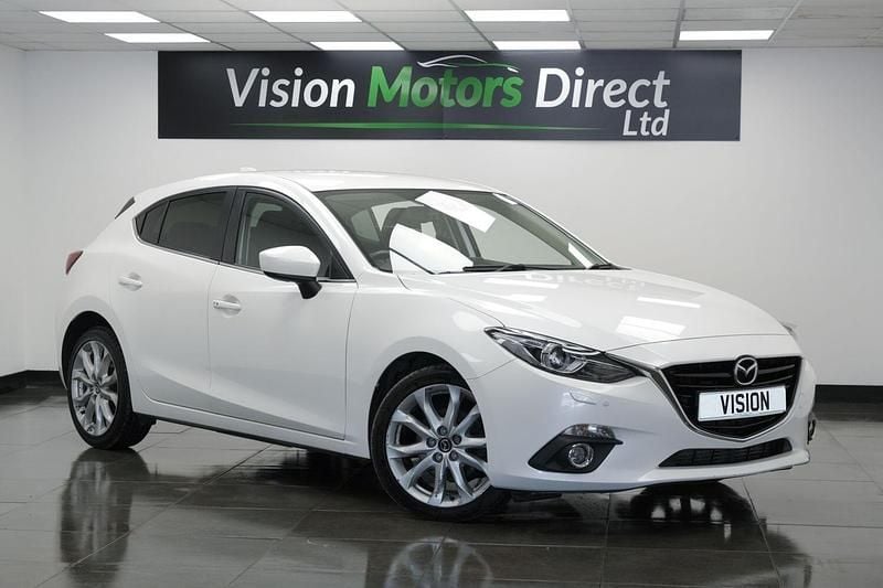 White Used 2015 Mazda 3 Inclusive Hatchback | £5,740 (Fair price) - Image 1/3