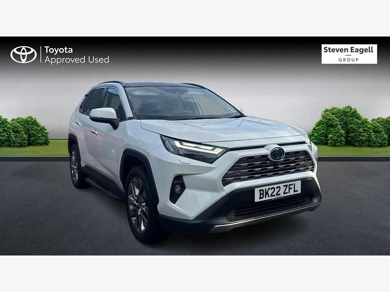 White Used 2022 Toyota RAV4 Hybrid SUV | £28,395 (Fair price) - Image 1/3