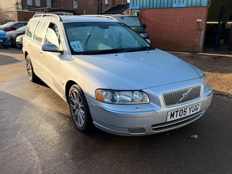 Used Volvo V70 SE 2005 Silver Estate