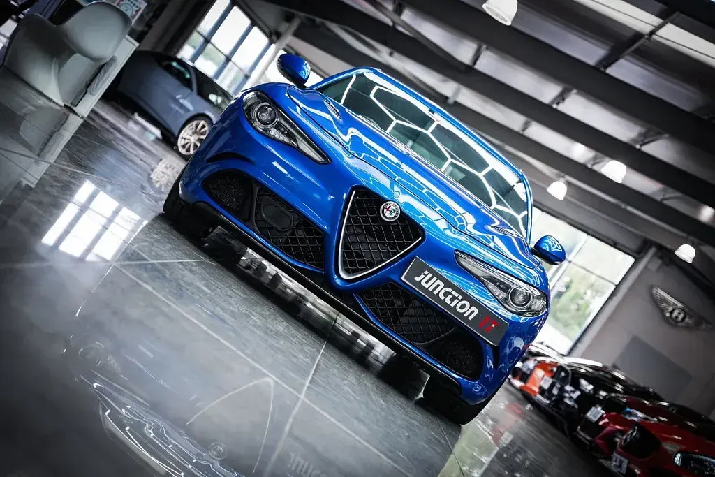 Used Alfa Romeo Giulia Saloon Quadrifoglio 2018 Blue Sedan