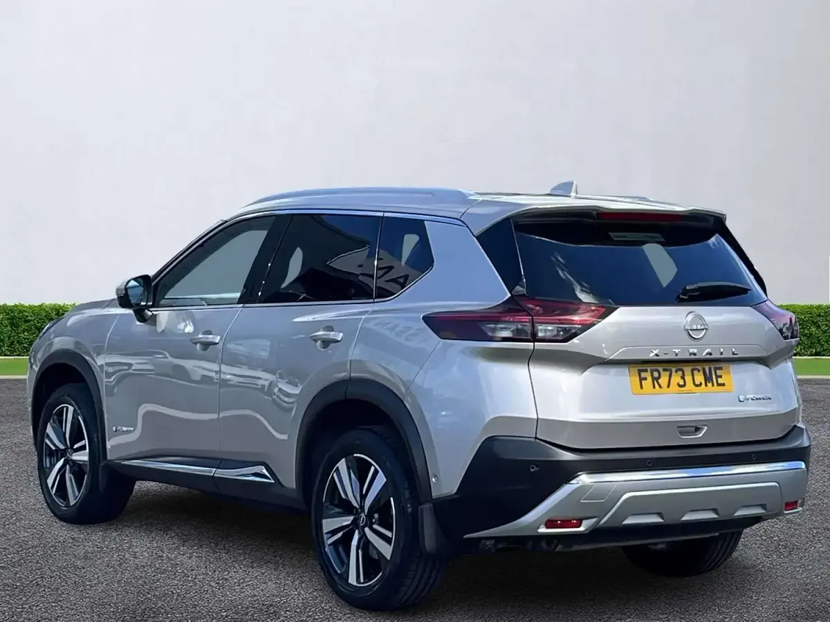 Used Nissan X-Trail Tekna 204 HP (150 kW) 2023 Silver SUV