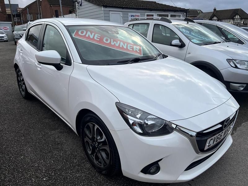 Used Mazda 2 Inclusive 2016 White Hatchback