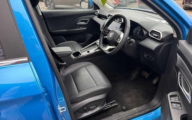 Used MG ZS Trophy 196 HP (144 kW) 2025 SUV