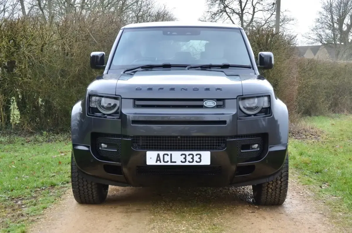 Used Land Rover Defender HSE Dynamic 2025 Grey SUV