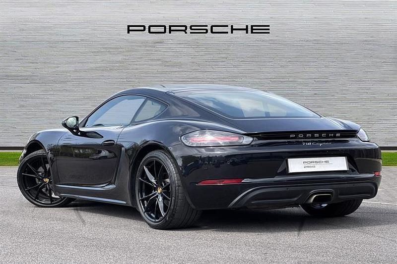 Used Porsche Cayman 300 HP (220 kW) 2017 Black Coupe