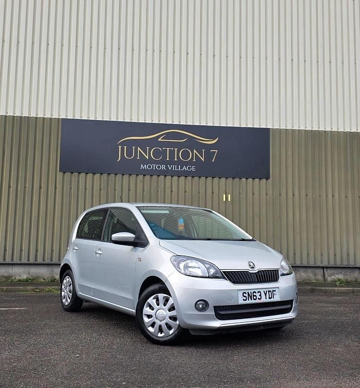Used Skoda Citigo SE 60 HP (44 kW) 2013 Silver Hatchback