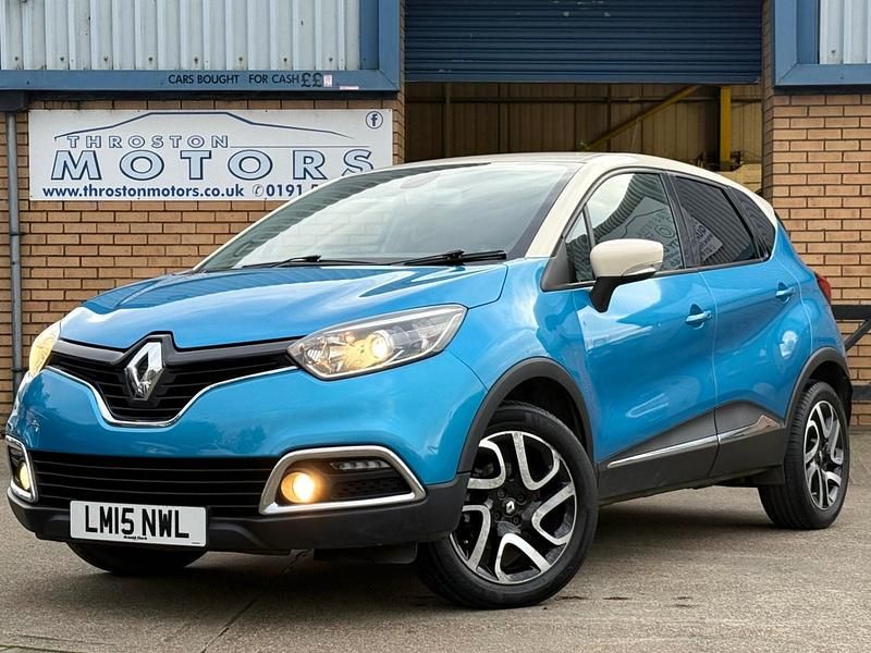 Used Renault Captur Dynamique 90 HP (66 kW) 2015 Blue SUV