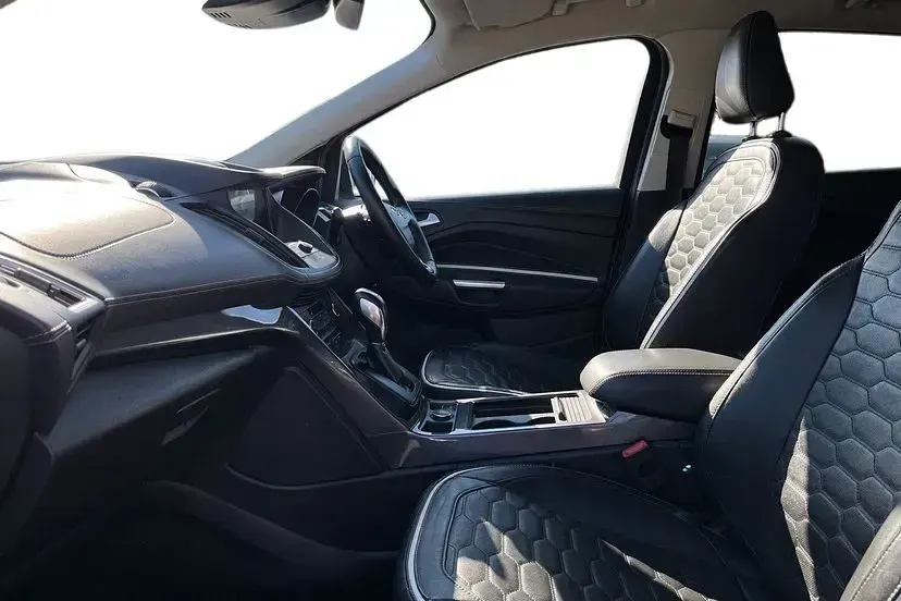 Used Ford Kuga Vignale 182 HP (133 kW) 2018 Magnetic SUV