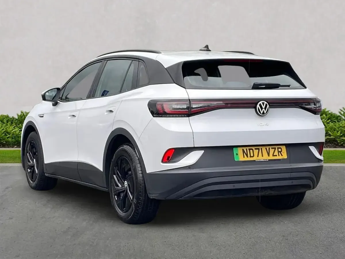 Used VW ID.4 Pure 108 kW (148 HP) 2021 White SUV