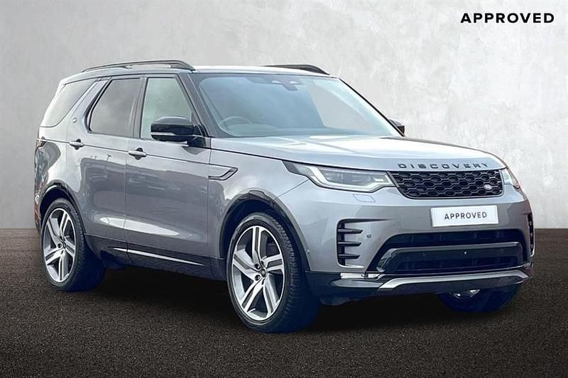 Used Land Rover Discovery 5 HSE Dynamic 350 HP (257 kW) 2024 Santorini black SUV