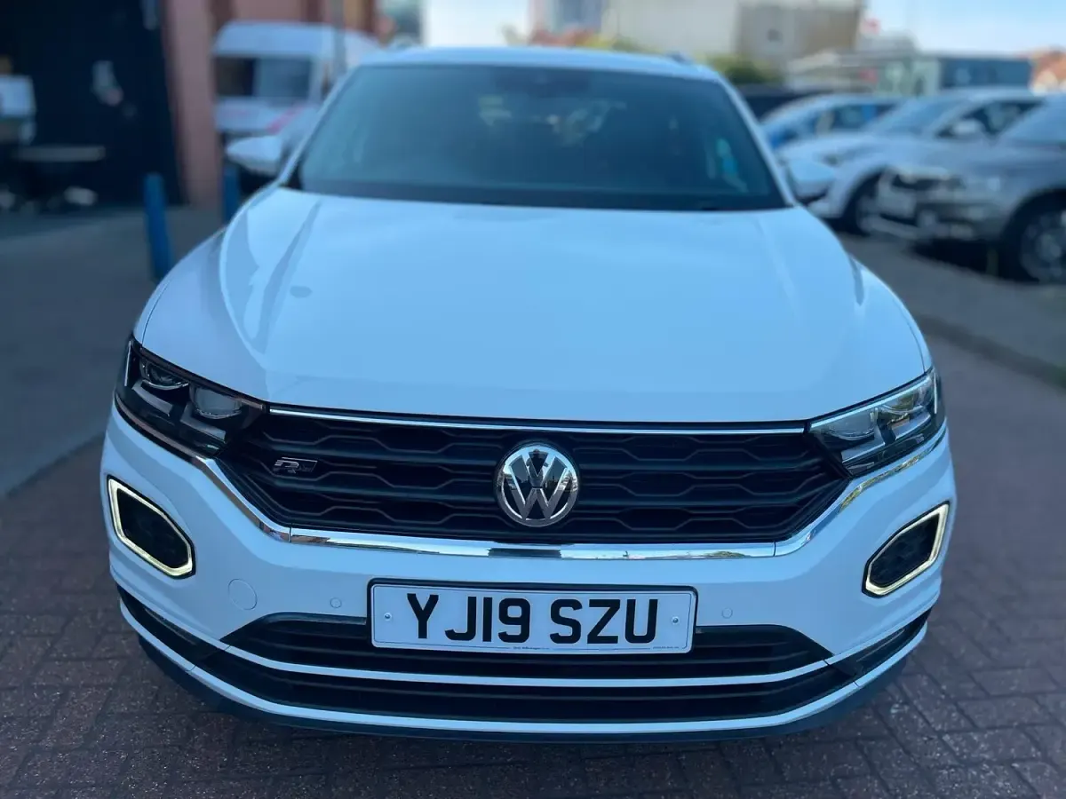 Used VW T-Roc R-line 115 HP (84 kW) 2019 White SUV