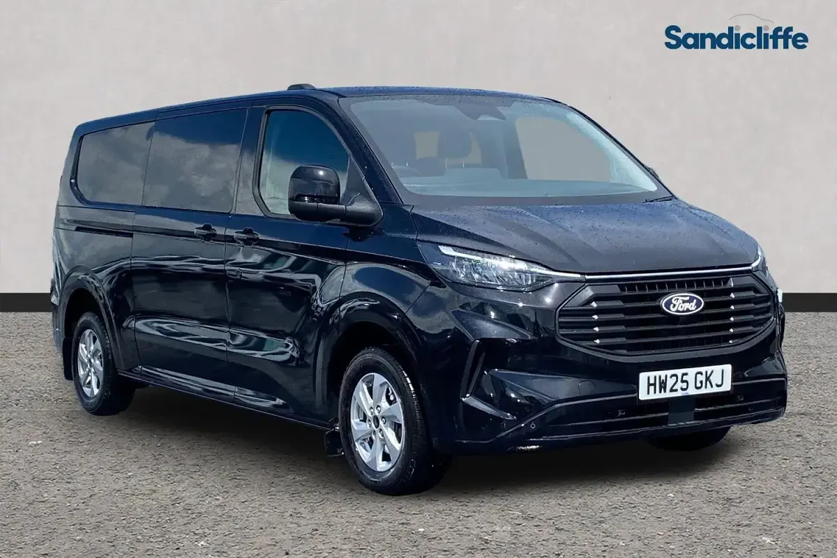 Used Ford Transit Custom Limited 170 HP (125 kW) 2025 Van