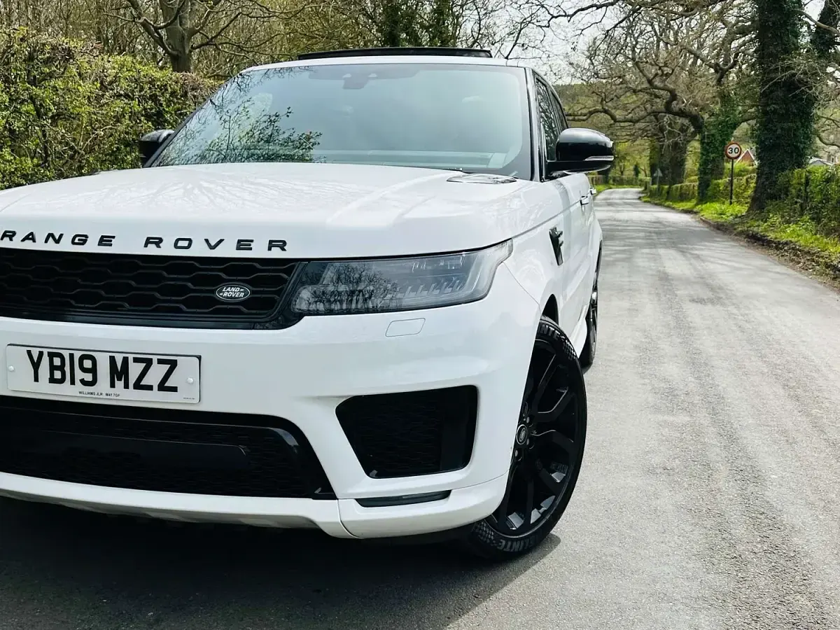 Used Land Rover Range Rover Sport Autobiography Dynamic 306 HP (225 kW) 2019 White SUV