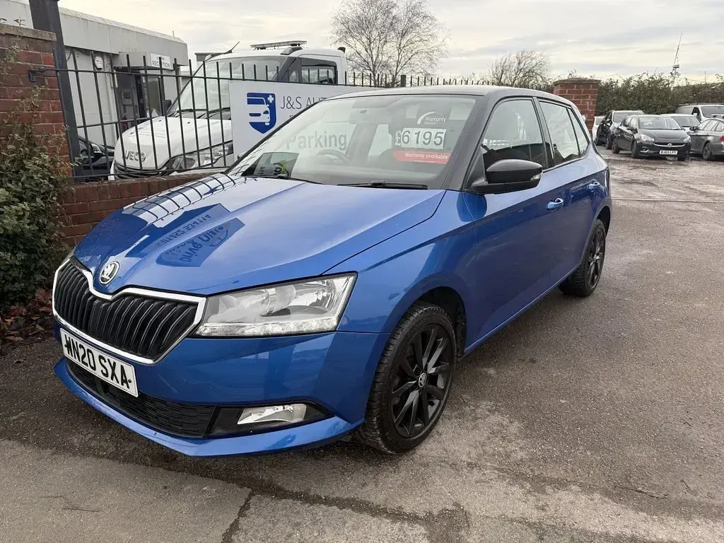 Used Skoda Fabia Colour Edition 60 HP (44 kW) 2020 Blue Hatchback