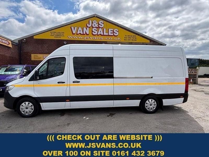 Used Mercedes Sprinter Progressive 150 HP (110 kW) 2021 White Van