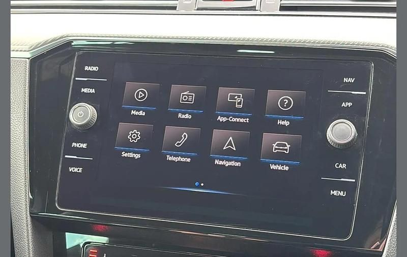 Used VW Passat R-line 147 HP (108 kW) 2021 Grey Estate