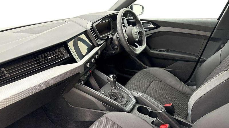 Used Audi A1 Black Edition 114 HP (83 kW) 2025 Blue SUV