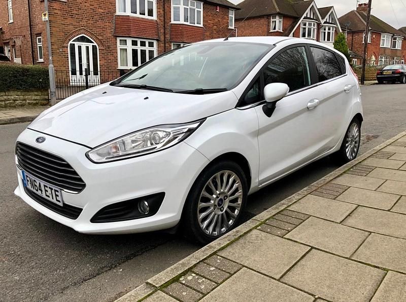 White Used 2014 Ford Fiesta Titanium Hatchback | £4,300 (Super price) - Image 1/4