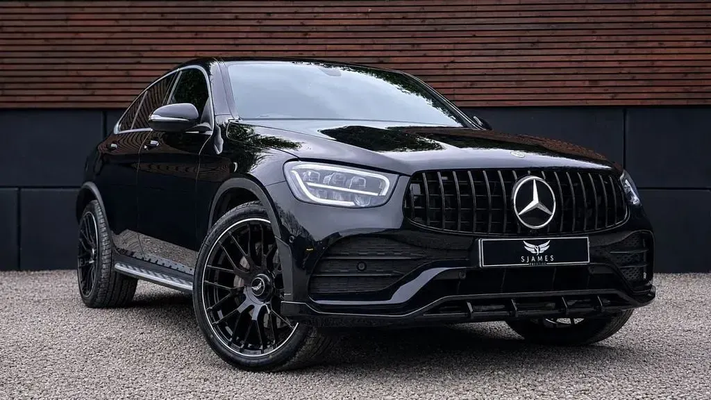 Used Mercedes GLC220 AMG Line Premium 2022 Black SUV