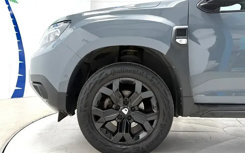 Used Dacia Duster Extreme 90 HP (66 kW) 2022 Grey SUV